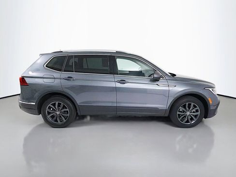 Certified 2023 Volkswagen Tiguan SE w/ Panoramic Sunroof Package image 8