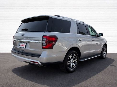 Used 2023 Ford Expedition Limited AWD/4WD image 4