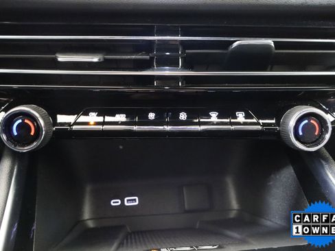 Used 2025 Chevrolet Traverse LT image 25