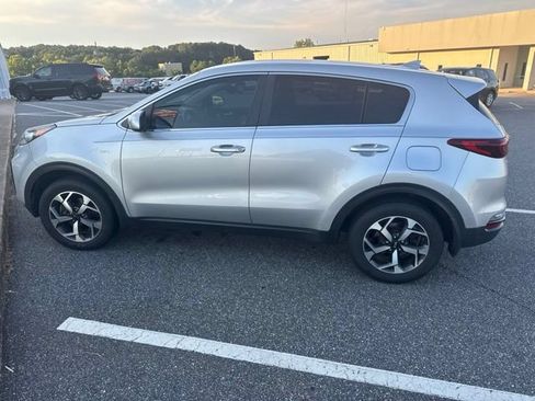Used 2020 Kia Sportage LX AWD/4WD image 1