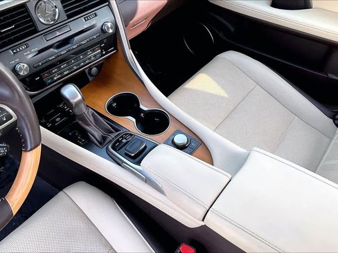 Used 2019 Lexus RX 350 AWD w/ Navigation Package image 17