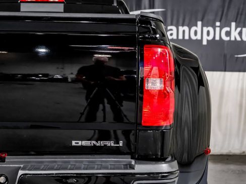 Used 2018 GMC Sierra 3500 Denali w/ Duramax Plus Package AWD/4WD image 42