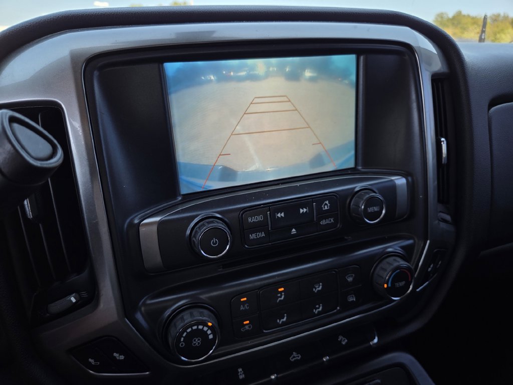 Used 2018 Chevrolet Silverado 1500 LT AWD/4WD image 12