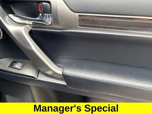 Used 2023 Lexus GX 460 Premium image 40