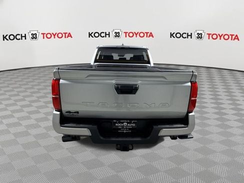 New 2025 Toyota Tacoma TRD Off-Road image 7
