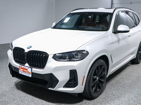 Used 2024 BMW X3 sDrive30i w/ Premium Package RWD image 32