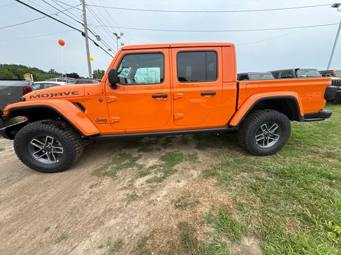 New 2026 Jeep Gladiator Mojave AWD/4WD image 2