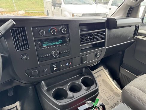 Used 2021 Chevrolet Express 2500 w/ Driver Convenience Package RWD image 20