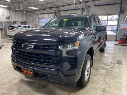 Used 2022 Chevrolet Silverado 1500 RST w/ Z71 Off-Road Package image 5