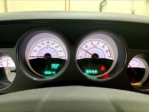 Used 2014 Dodge Challenger R/T RWD image 12