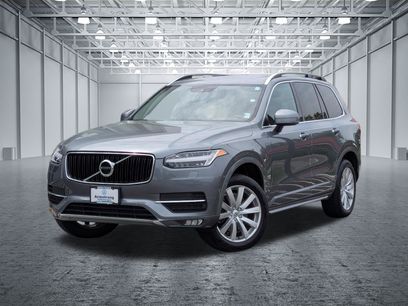Used 2018 Volvo XC90 T6 Momentum w/ Momentum Plus Package