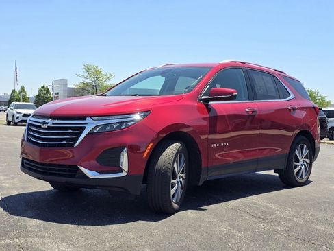 Used 2024 Chevrolet Equinox Premier AWD/4WD image 12