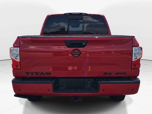 Used 2021 Nissan Titan SV w/ SV Convenience Package AWD/4WD image 7