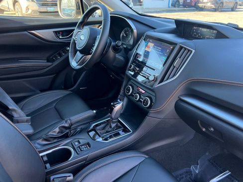 Certified 2022 Subaru Crosstrek 2.5i Limited w/ Moonroof Package 2 image 13