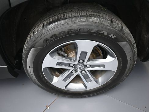 Used 2023 Honda Pilot EX-L image 15