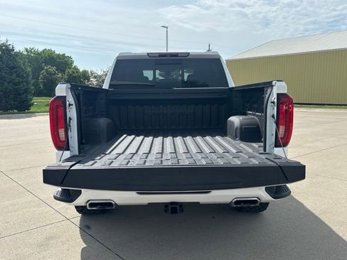 Used 2019 GMC Sierra 1500 Denali w/ Denali Ultimate Package AWD/4WD image 31