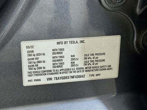Used 2022 Tesla Model Y Long Range AWD/4WD image 12