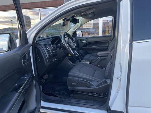 Used 2018 GMC Canyon SLE w/ SLE Convenience Package image 10