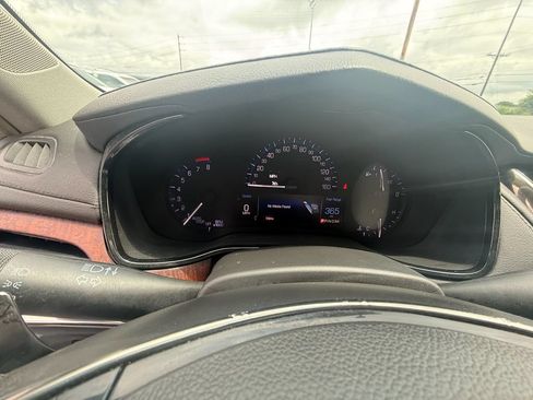 Used 2016 Cadillac CTS Luxury RWD image 17