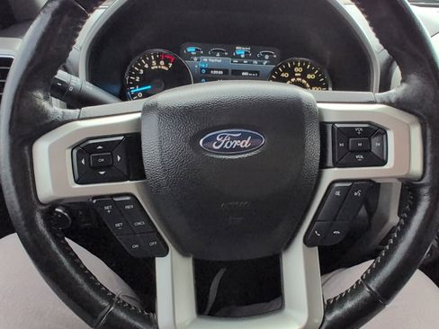 Used 2017 Ford F150 Lariat w/ Equipment Group 502A Luxury image 20