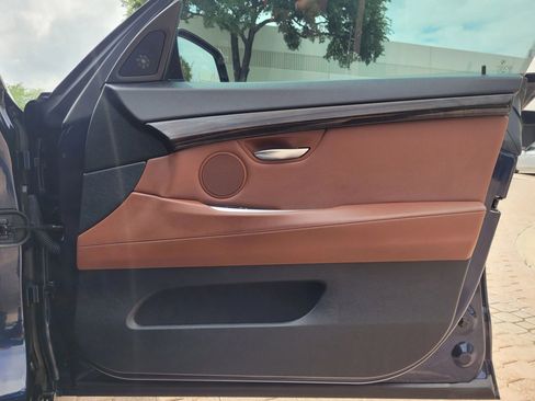 Used 2012 BMW 535i xDrive AWD/4WD image 19