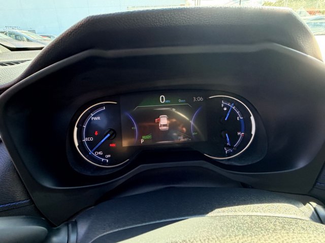 Used 2023 Toyota RAV4 SE AWD/4WD image 15