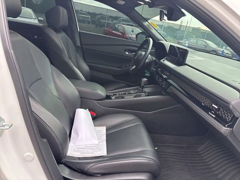 Used 2023 Honda Accord Sport image 16