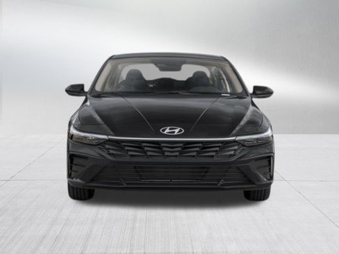 New 2026 Hyundai Elantra SEL Sport Premium image 4