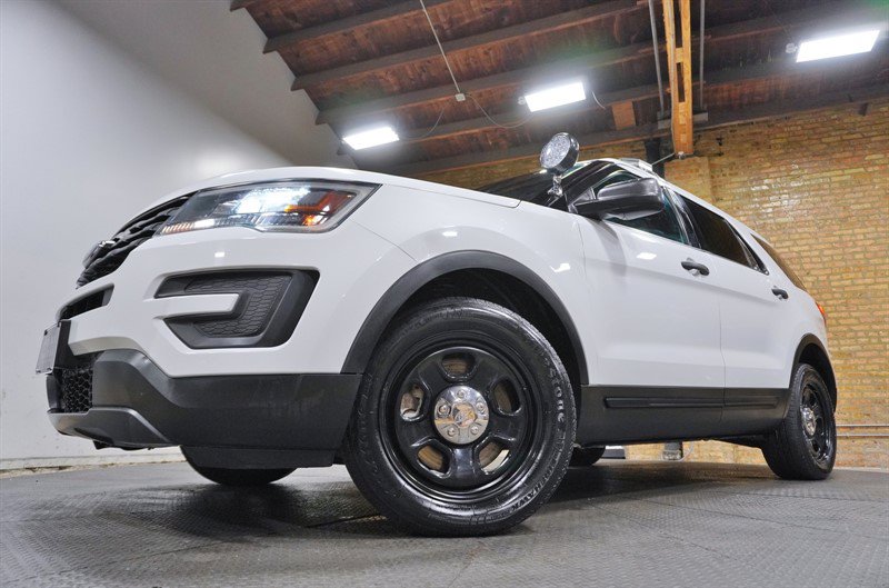 Used 2017 Ford Explorer 4WD Police Interceptor image 3