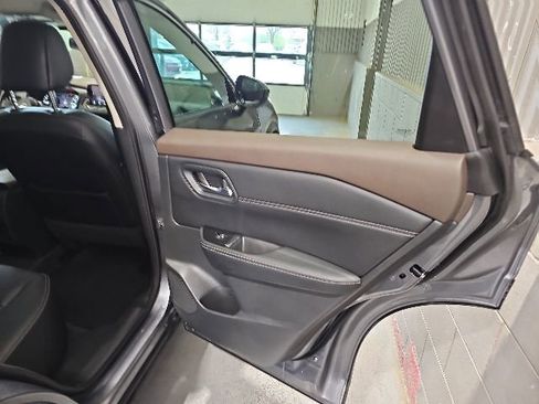 Certified 2023 Nissan Rogue SL AWD/4WD image 26