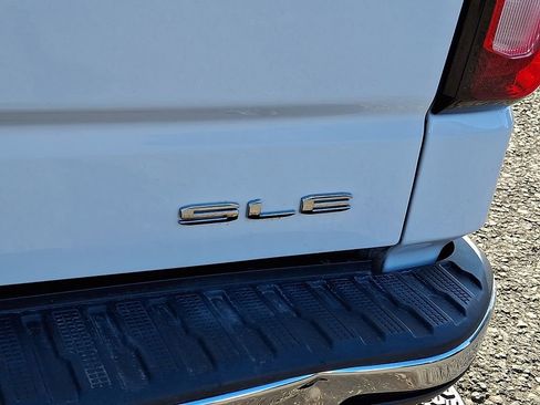 Certified 2021 GMC Sierra 1500 SLE image 30