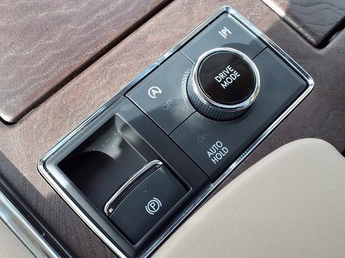 Certified 2023 Lincoln Navigator Reserve AWD/4WD image 14