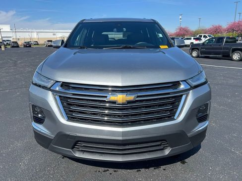 Used 2023 Chevrolet Traverse LT w/ LPO, Floor Liner Package image 6