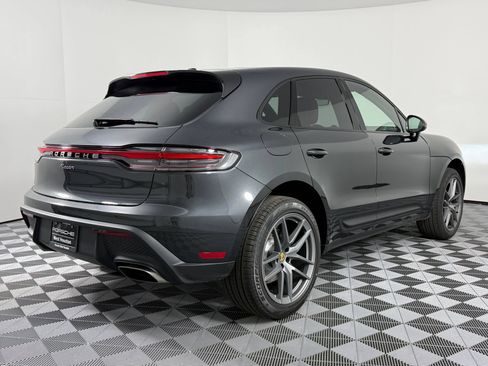 Certified 2026 Porsche Macan AWD/4WD image 9