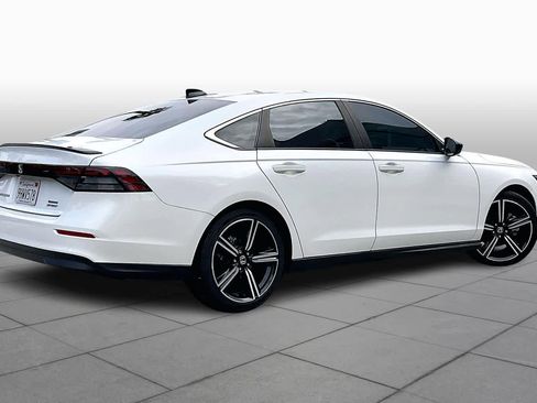 Used 2023 Honda Accord Sport image 12