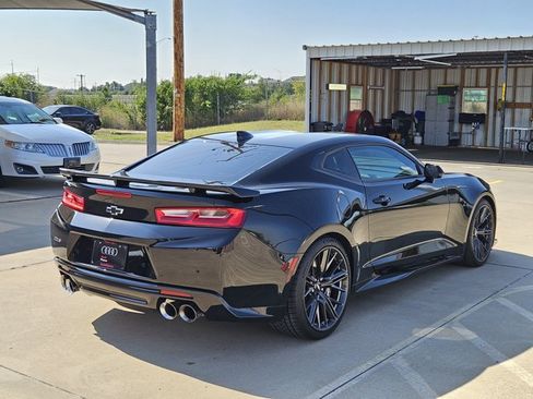 Used 2018 Chevrolet Camaro ZL1 RWD image 4