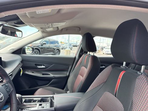 New 2027 Nissan Sentra SR FWD image 25