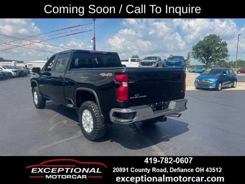 Used 2024 Chevrolet Silverado 2500 LT AWD/4WD image 4
