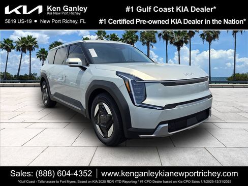 New 2026 Kia EV9 Light RWD image 1
