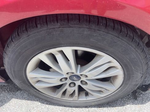 Used 2012 Ford Focus SEL FWD image 21
