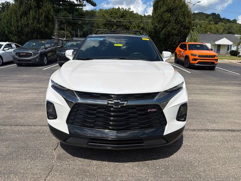 Certified 2022 Chevrolet Blazer RS w/ Enhanced Convenience Package AWD/4WD image 8
