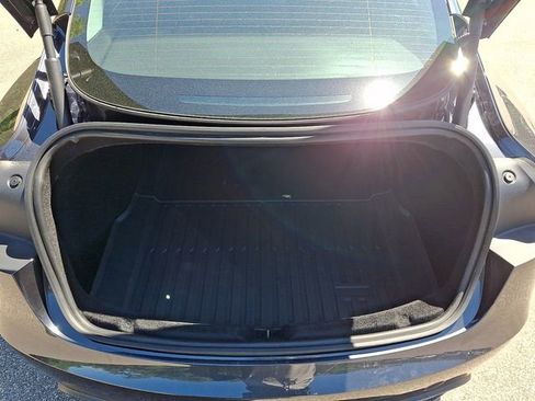 Used 2024 Tesla Model 3 Standard Range RWD image 32