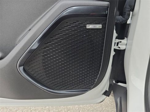 Certified 2024 GMC Acadia AT4 w/ Luxury Package image 18