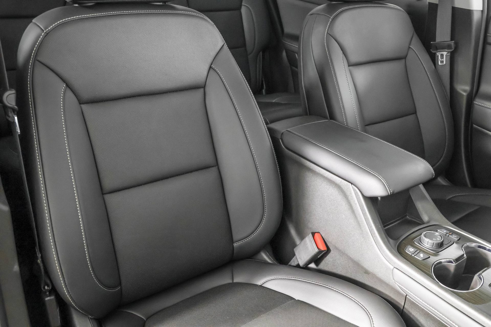 Used 2023 GMC Acadia SLT w/ Elevation Edition AWD/4WD image 50