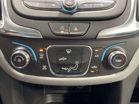 Used 2024 Chevrolet Equinox LS image 19