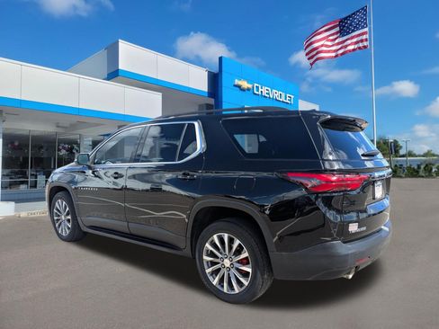 Used 2023 Chevrolet Traverse LT image 6