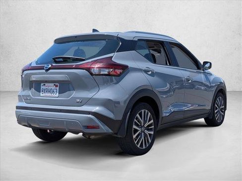 Used 2021 Nissan Kicks SV FWD image 5