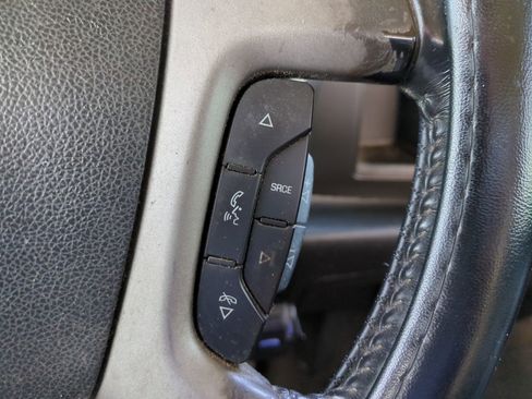 Used 2011 Chevrolet Silverado 1500 LT w/ Regional Value Package RWD image 22