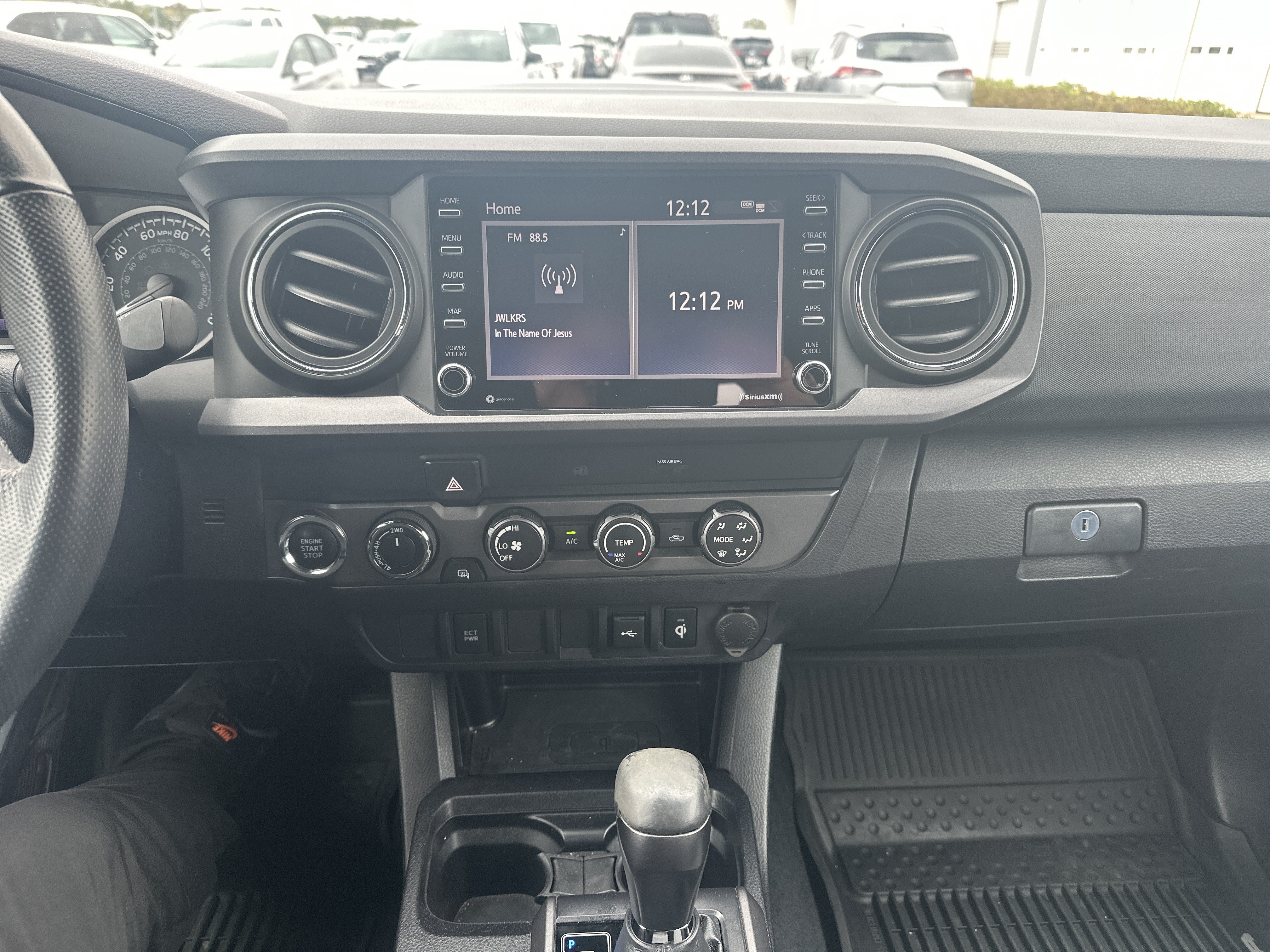 Used 2020 Toyota Tacoma TRD Sport AWD/4WD image 15