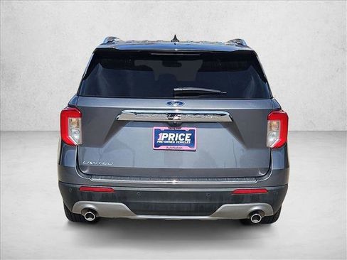 Used 2021 Ford Explorer Limited w/ Equipment Group 301A image 7
